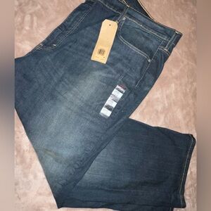 NWT Men’s Levi's Relaxed Fit Dark Blue Jeans